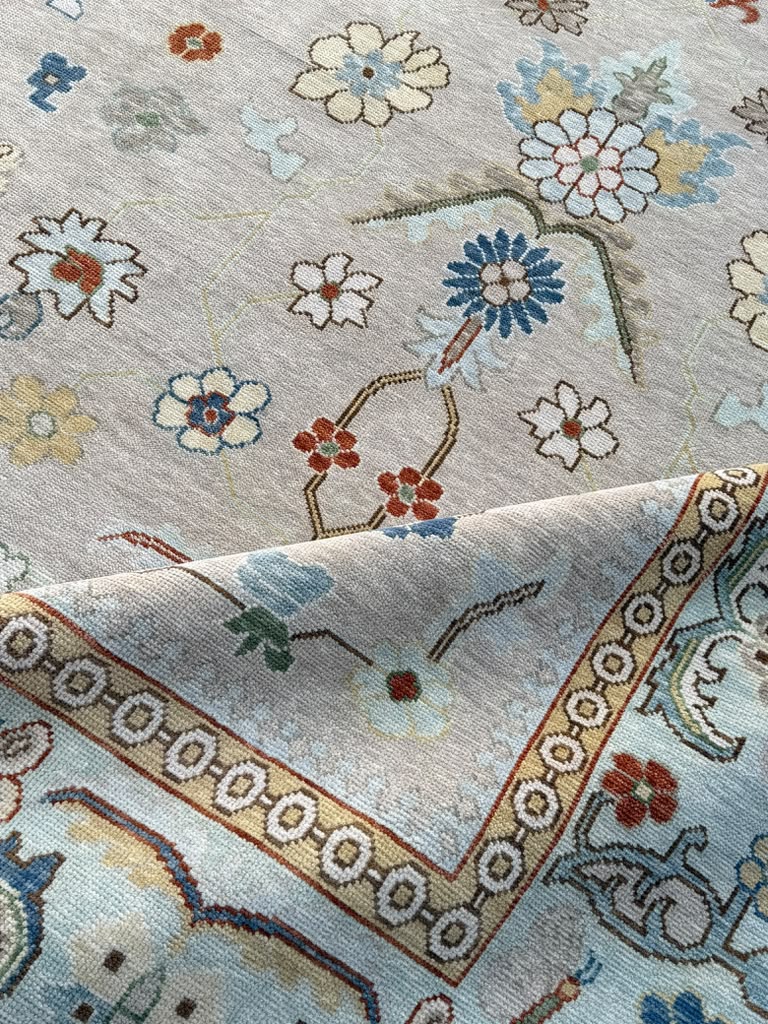 Stephanie Rug
