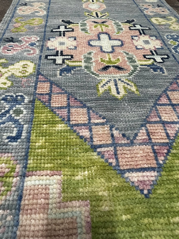 Carter - Pop of Color by Lindsey Rug