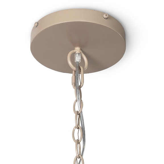 Evette Chandelier