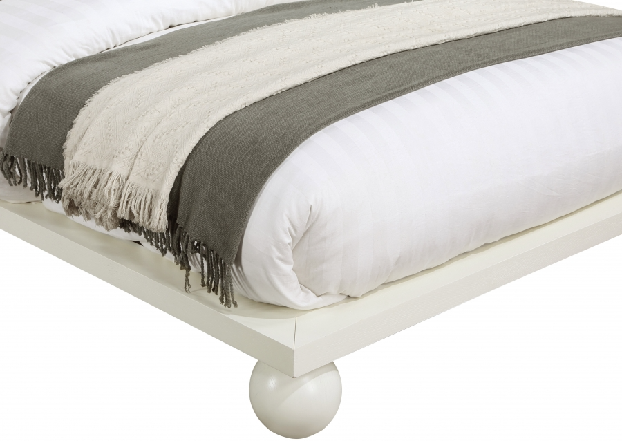 Kendrick Cream King Bed
