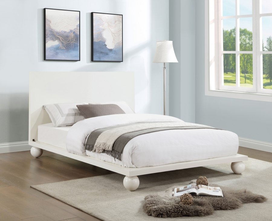 Kendrick Cream King Bed