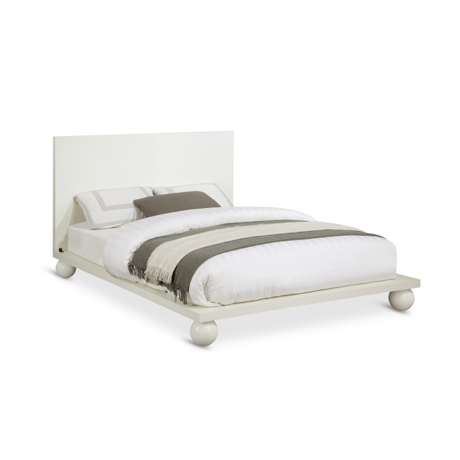 Kendrick Cream Queen Bed