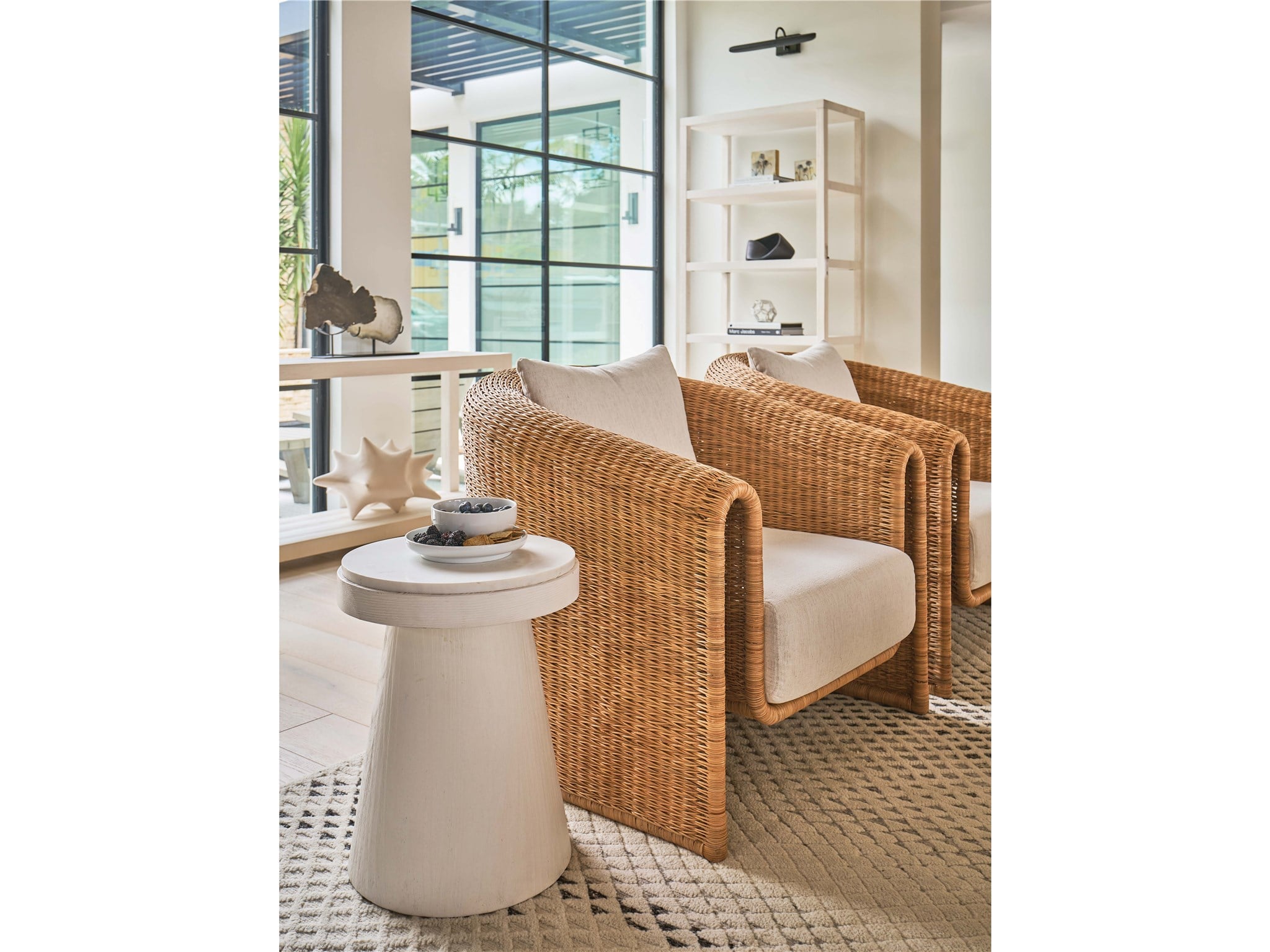 Kenneth Lounge Chair