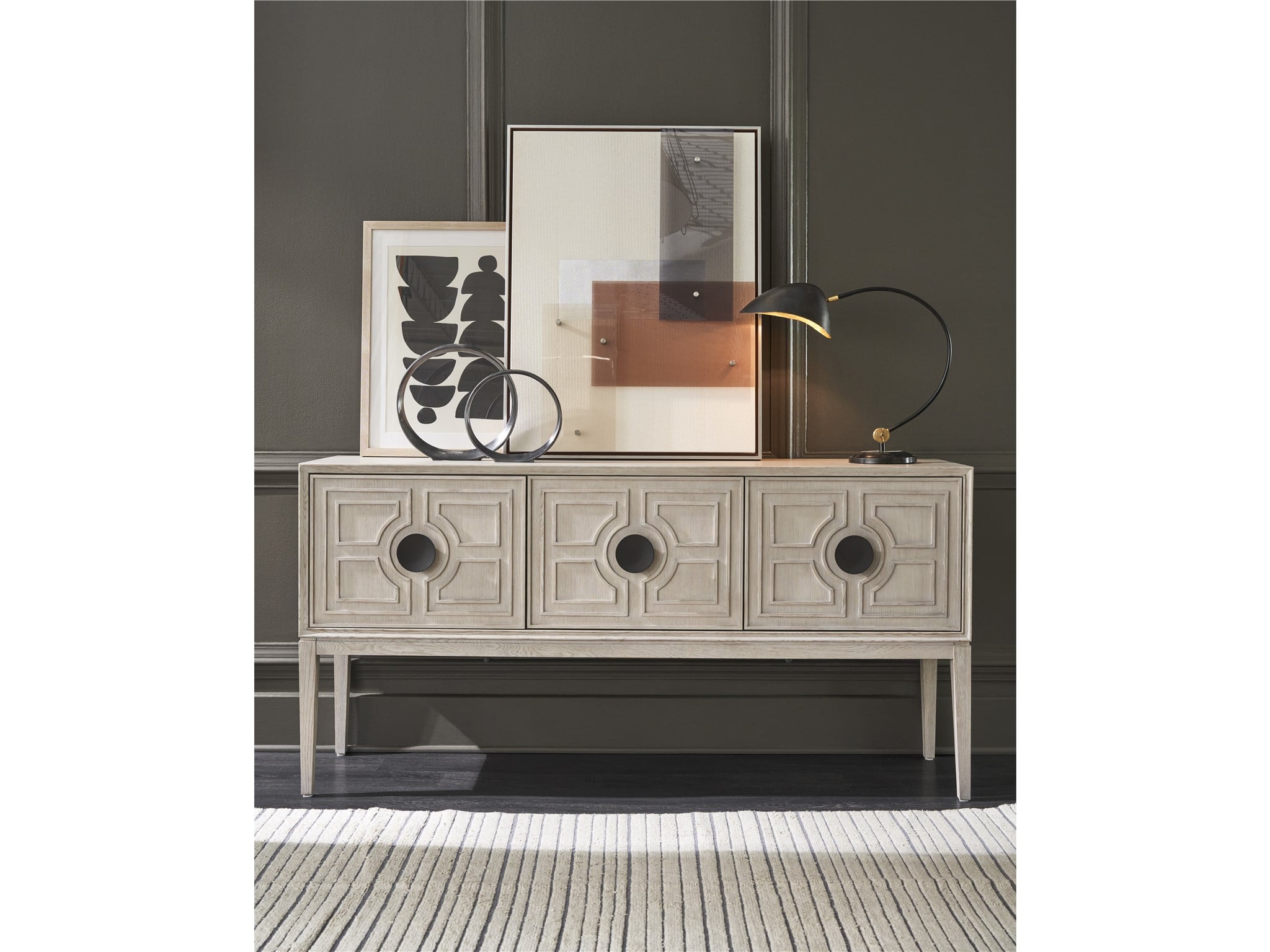 Madel Credenza