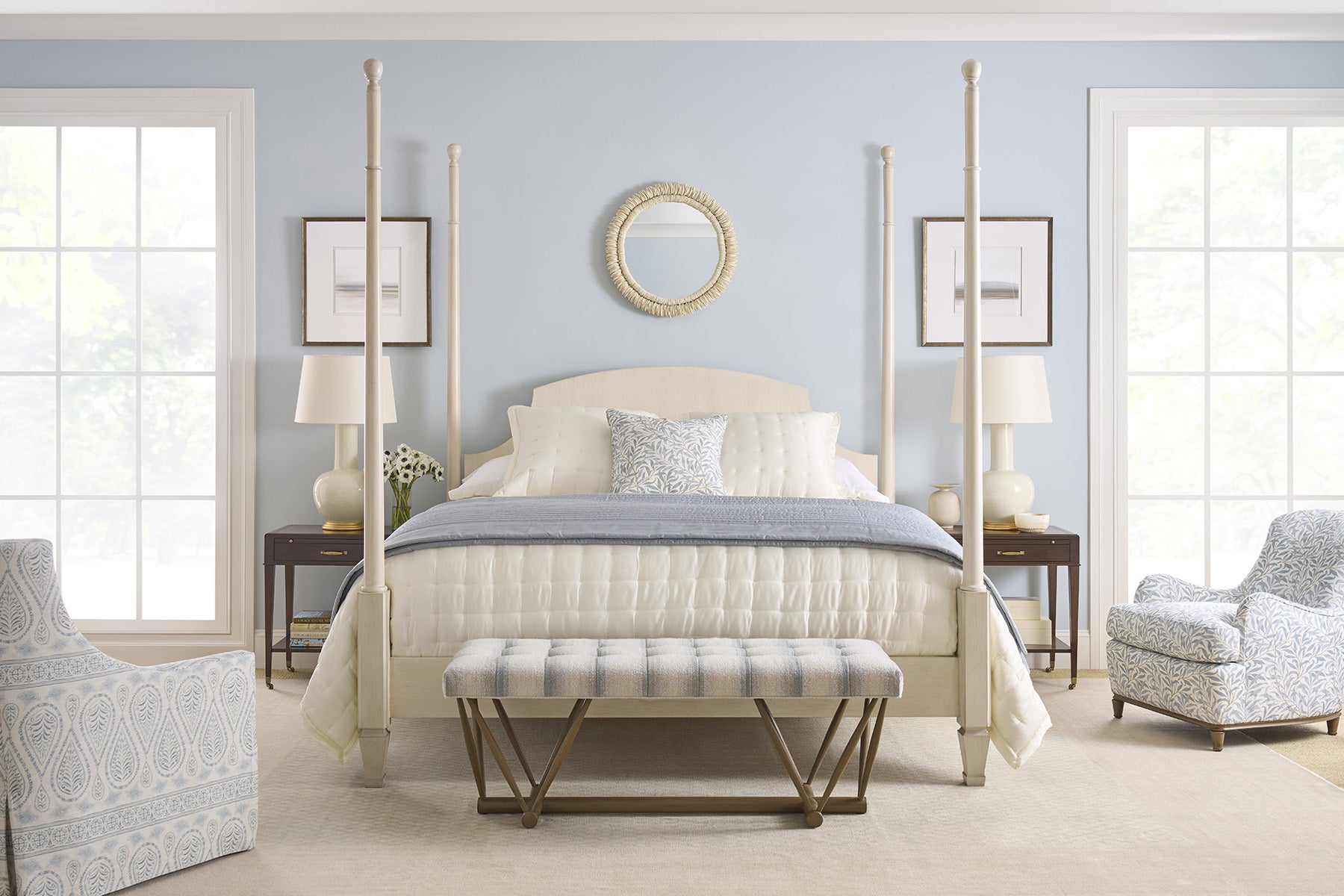 Jakobe King Bed