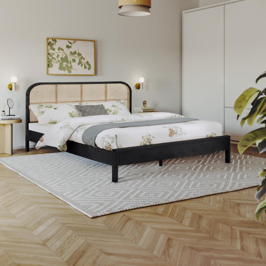 Siella Black Full Bed