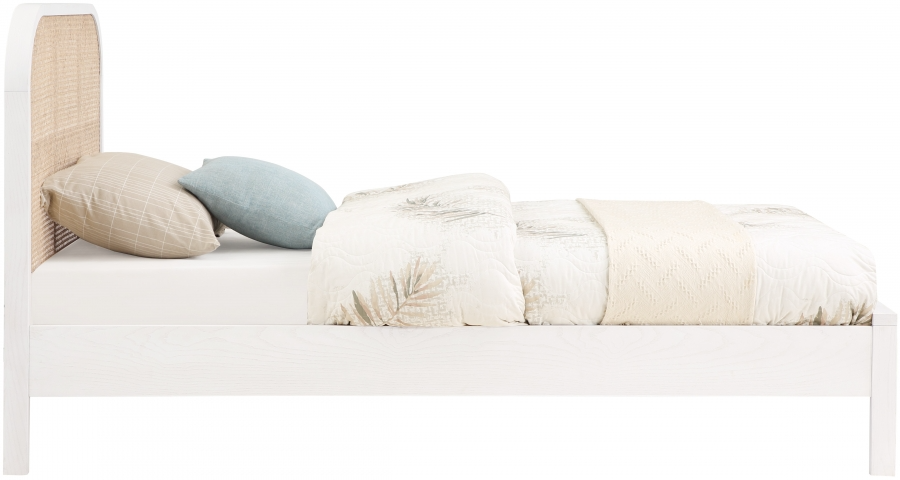 Siella White Twin Bed