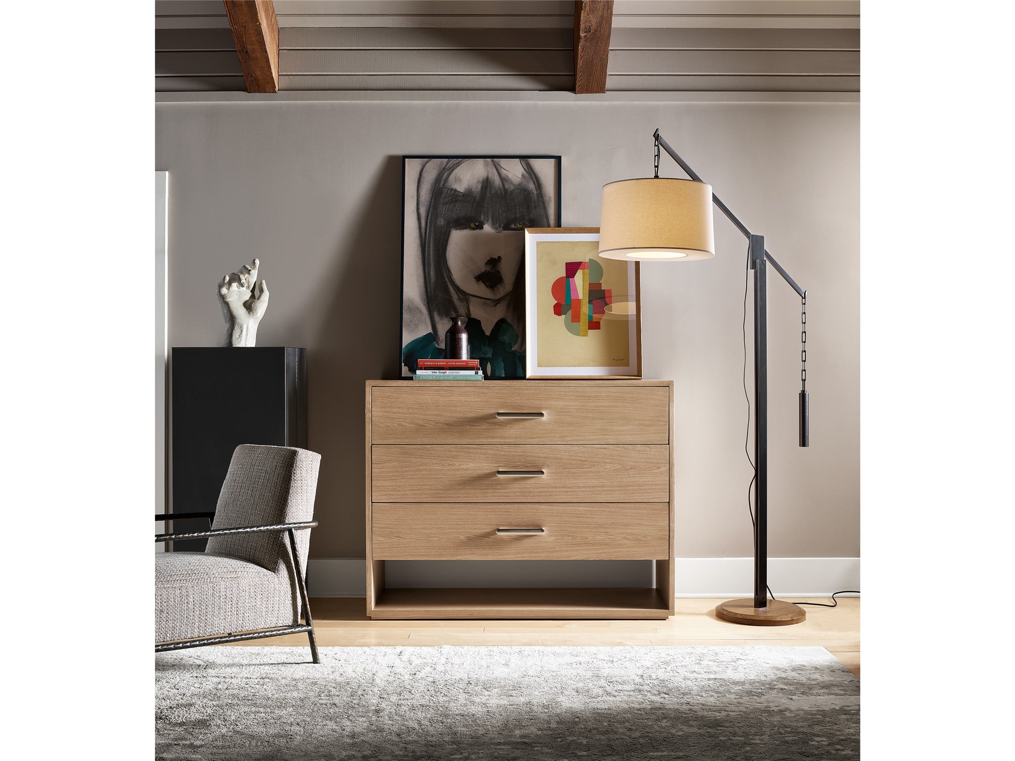 Vida Dresser