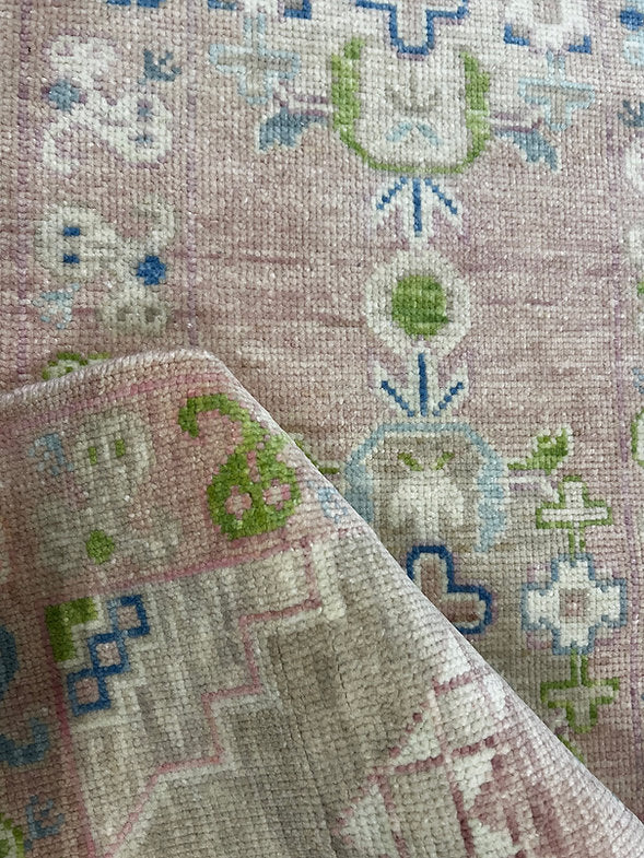 Avery - Pop of Color by Lindsey Rug