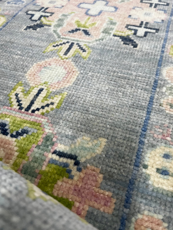 Carter - Pop of Color by Lindsey Rug – Palindrome Home